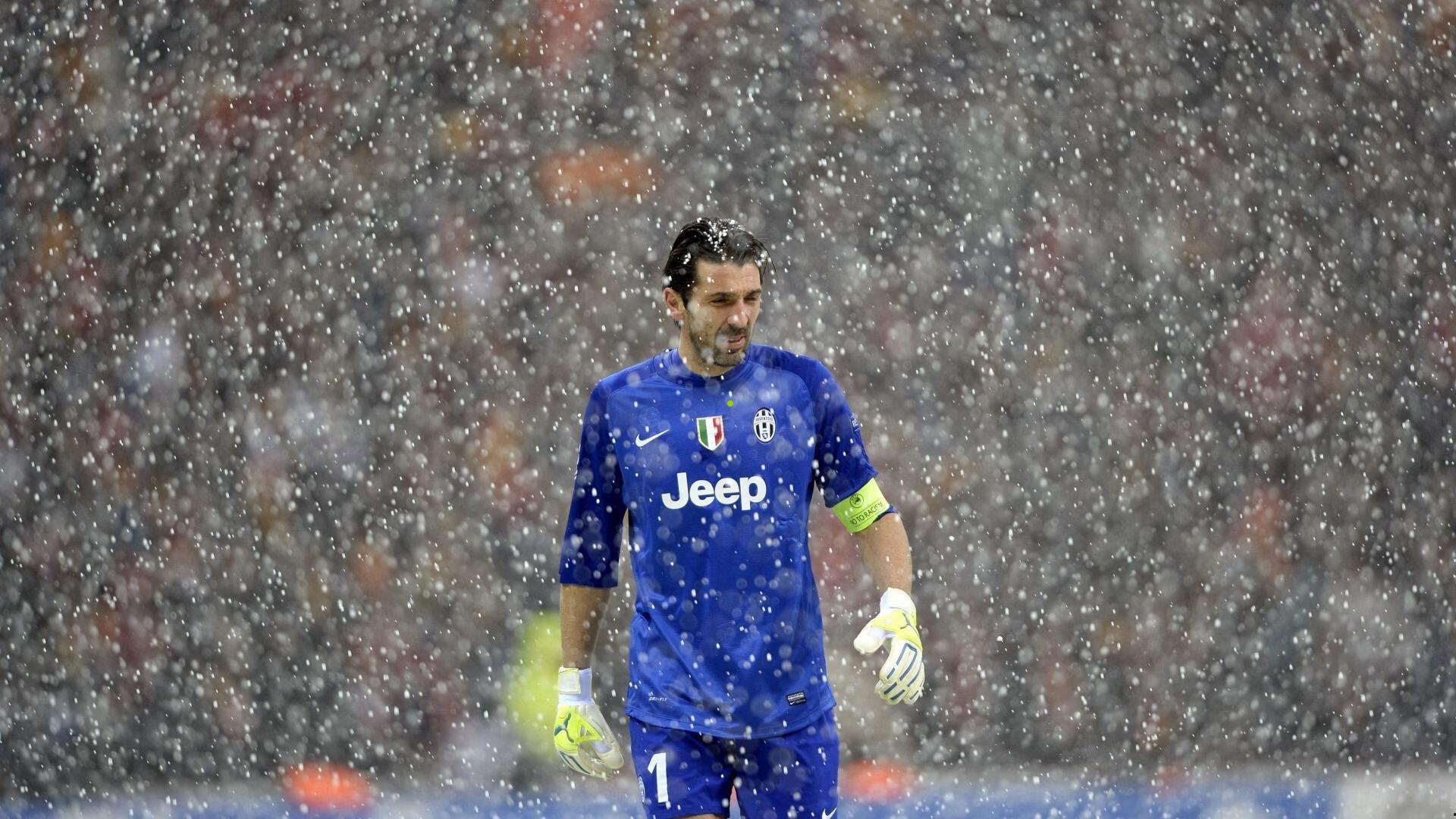 弗兰克·兰帕德新书揭露，曾在24小时内与曼联和切尔西展开关键谈判